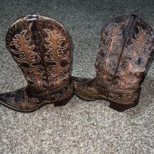 Ariat boots!